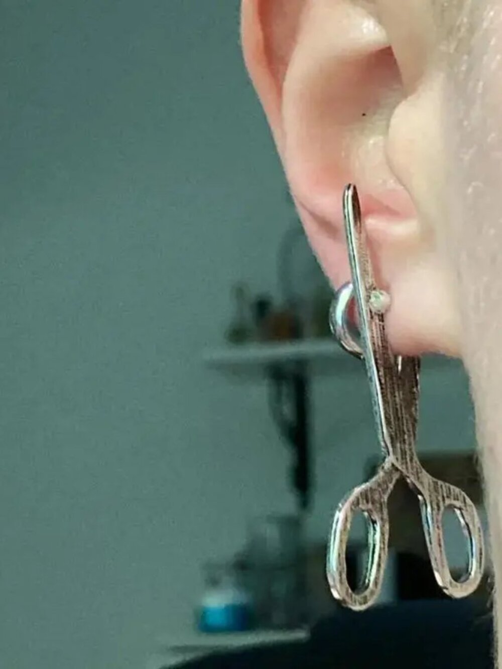 Single Unique Scissors Design Stud Earrings Alloy Jewelry Vintage Gothic